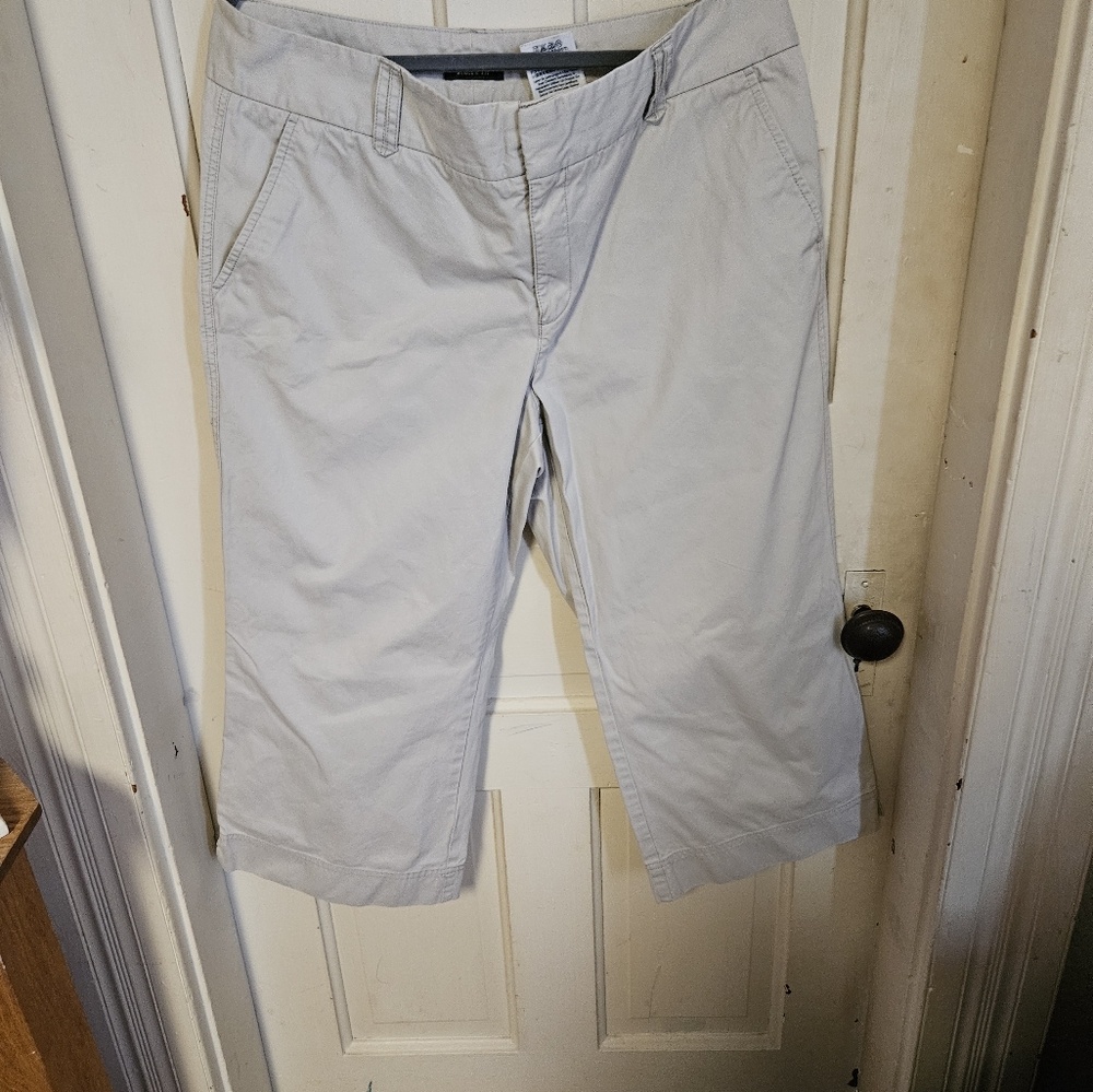 Eddie Bauer capri